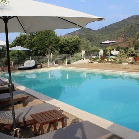 Domaine De L'Oriu Hotel Serriera  Buitenkant foto