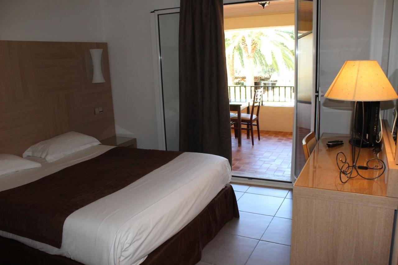 Domaine De L'Oriu Hotel Serriera  Buitenkant foto