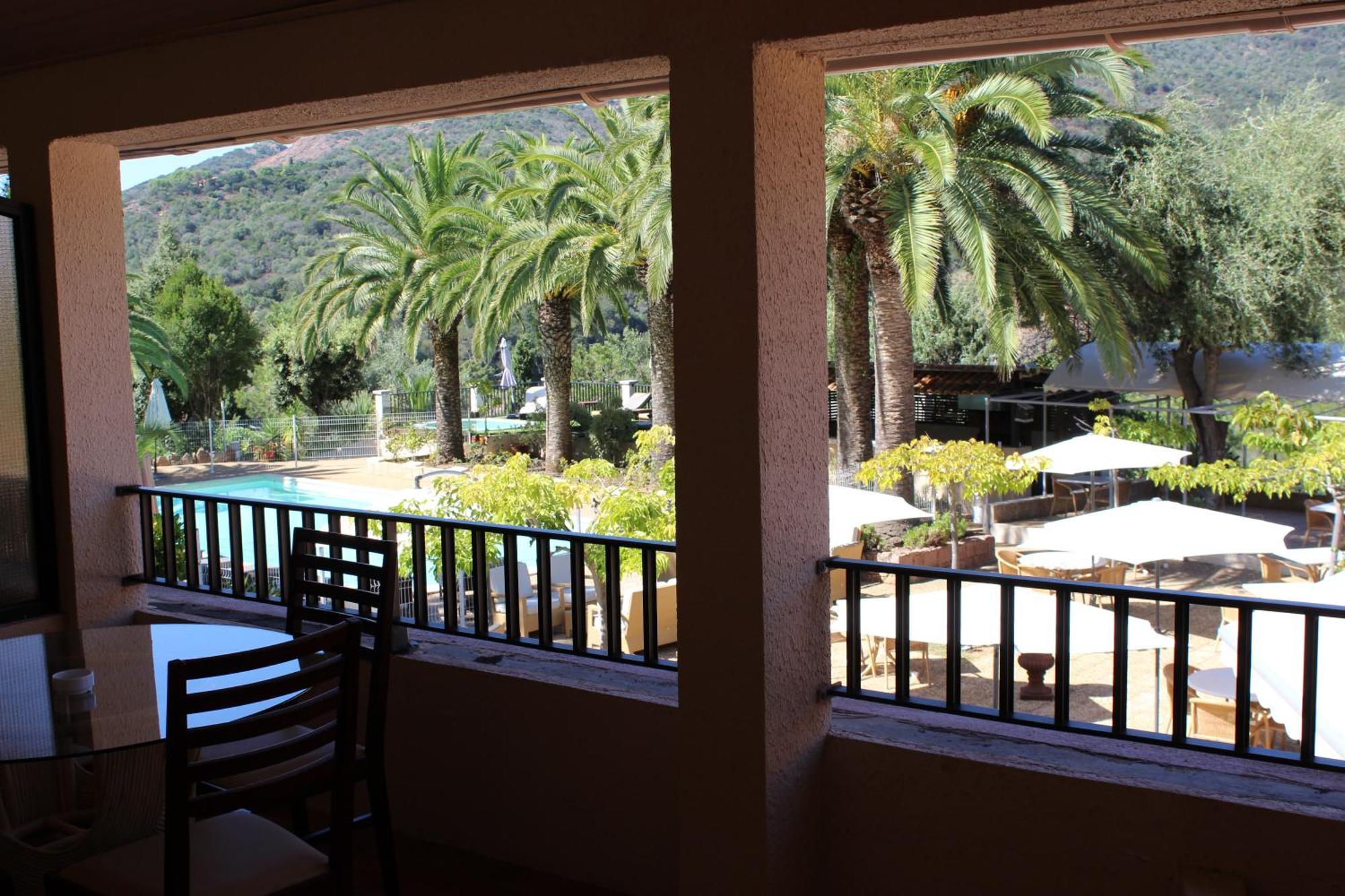 Domaine De L'Oriu Hotel Serriera  Buitenkant foto