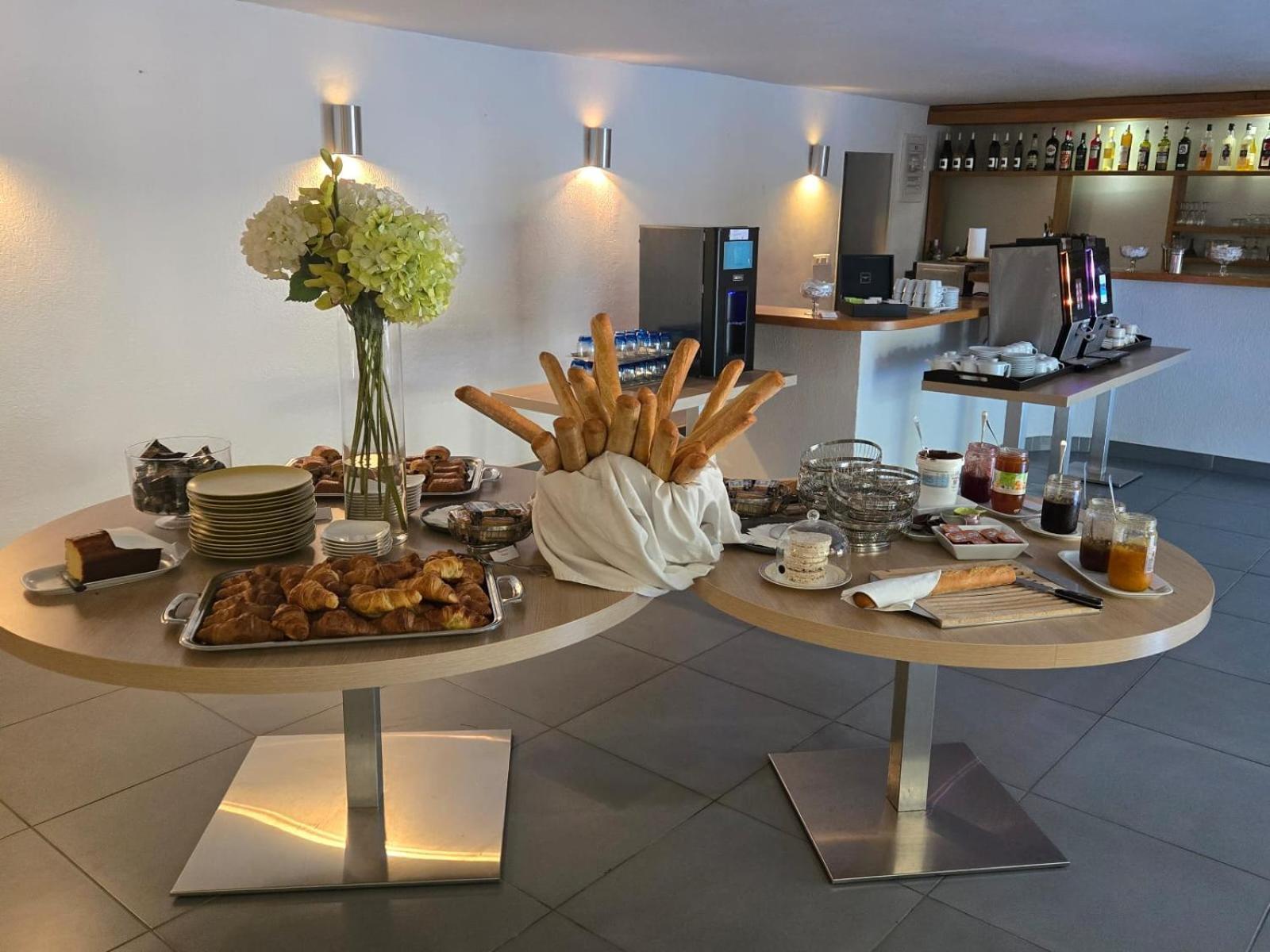 Domaine De L'Oriu Hotel Serriera  Buitenkant foto