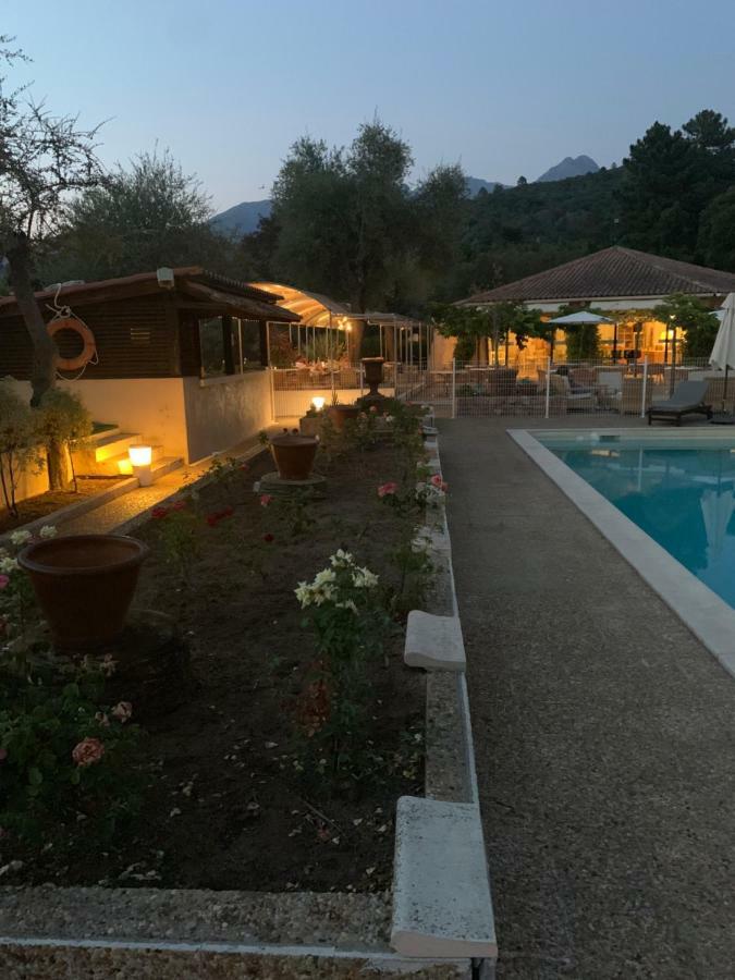 Domaine De L'Oriu Hotel Serriera  Buitenkant foto