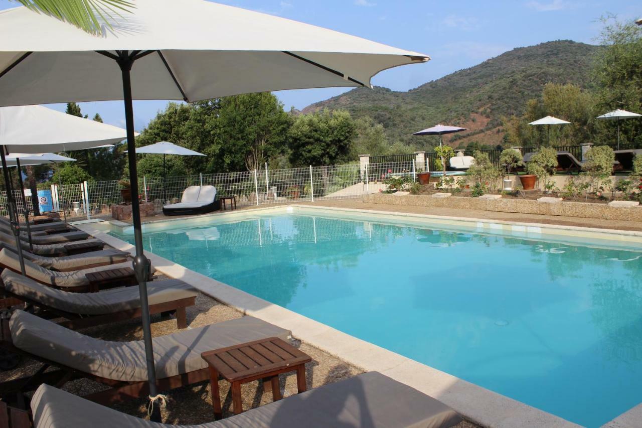 Domaine De L'Oriu Hotel Serriera  Buitenkant foto